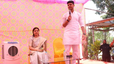 Kalaben Delkar joining BJP, Mohan Delkar’s wife gets BJP ticket, BJP Lok Sabha poll candidate, Lok Sabha polls 2024, Dadra and Nagar Haveli, who is Kalaben Delkar, indian express news