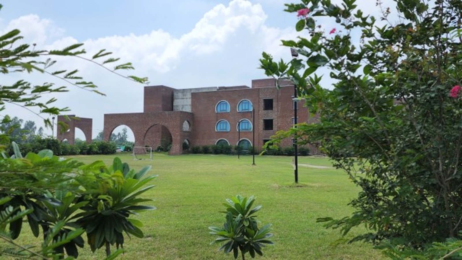 IIM Kashipur invites applications for PhD programmes, register by March 31 - Vimarsana News
