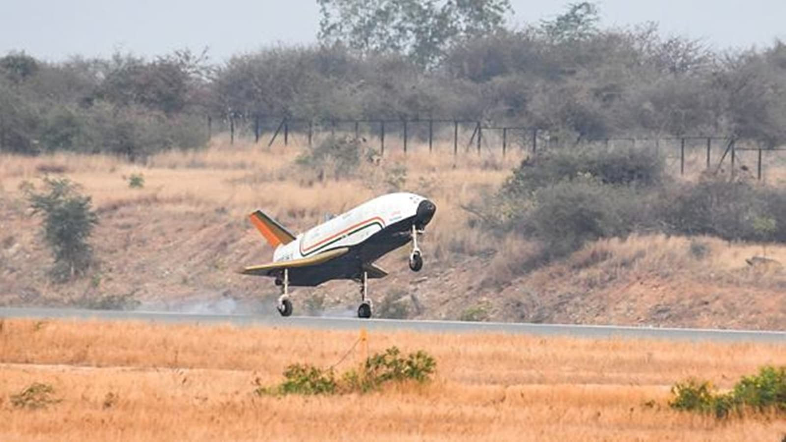 ISRO Successfully Conducts Second Pushpak RLV Landing Experiment ...