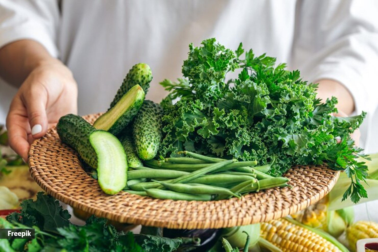 world kidney day,chronic kidney disease (CKD) symptoms, how to improve kidney function, kidney disease diet, kidney health tips, kidney friendly foods, best fruits for kidneys, superfoods for kidneys