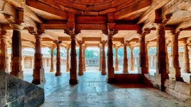 Kamal Maula Mosque