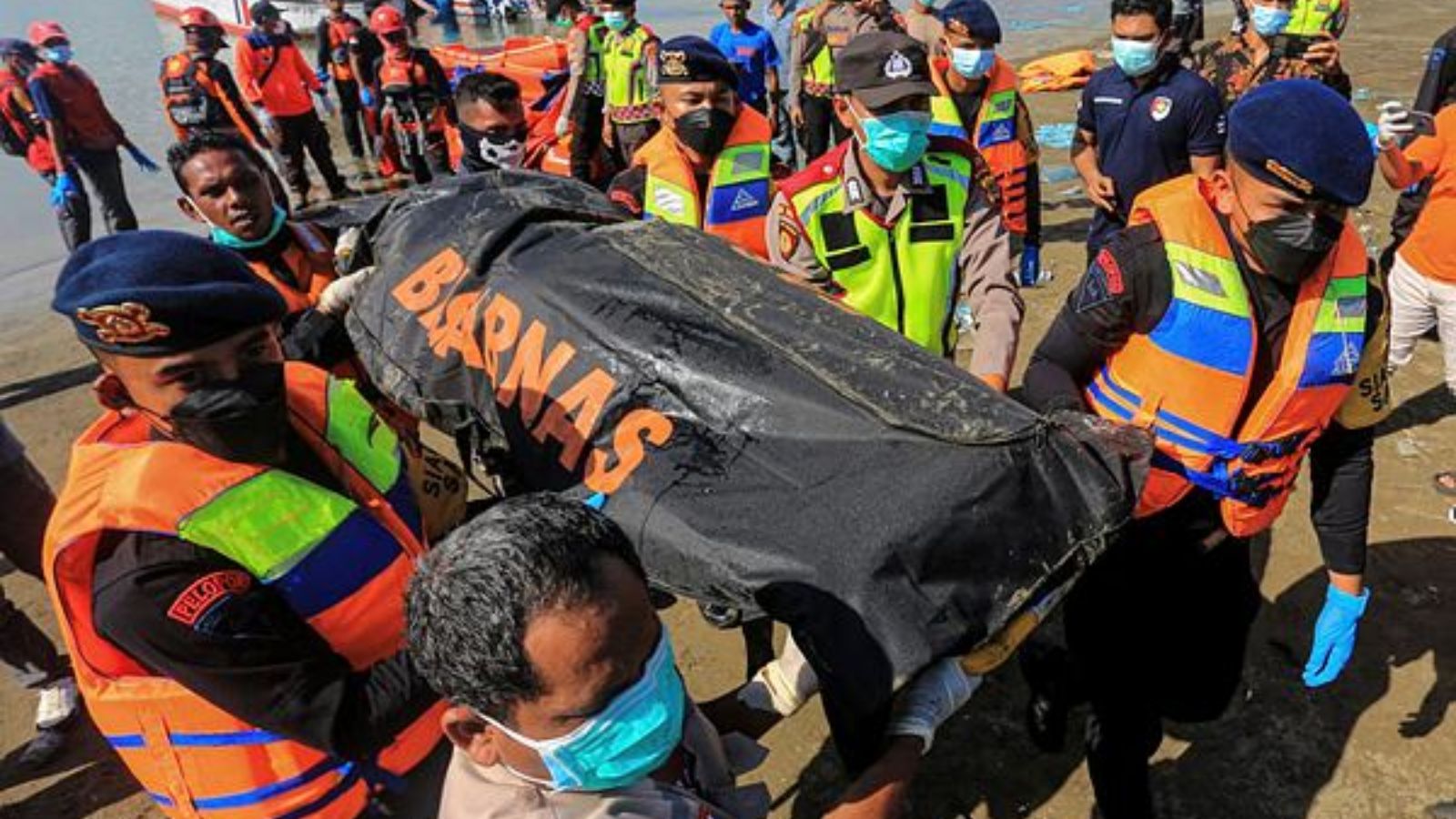 3 Rohingya Refugees’ Bodies Found As Indonesia Ends Rescue For Capsized ...