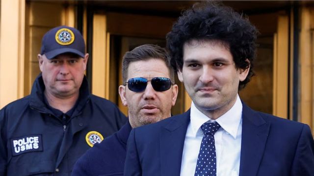 Former FTX Chief Executive Sam Bankman-Fried, who faces fraud charges over the collapse of the bankrupt cryptocurrency exchange, leaves the Manhattan federal court in New York Cit