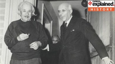Einstein Nehru
