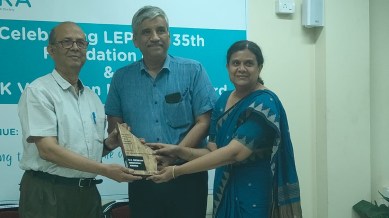 pune doctors award