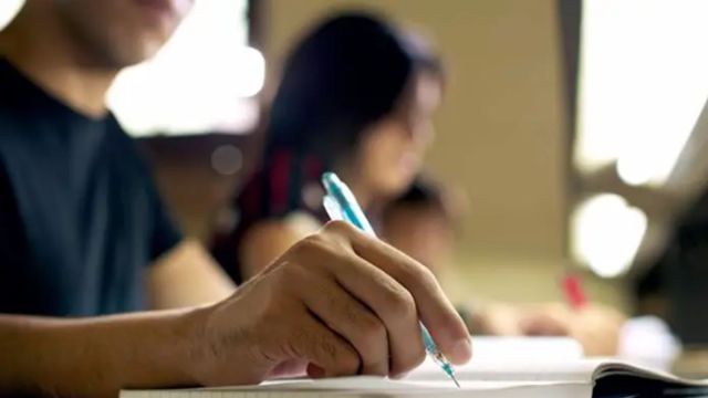 Students from 40 talukas, where drought has been declared, along with 224 Revenue Circles which were included in February this year are eligible for this.