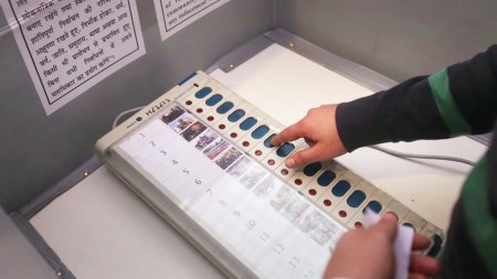 Ahead of the Lok Sabha elections in 2024, the Election Commission of India (ECI) stated that one can still vote even if they do not have a physical copy of their voter ID card. Here's a step-by-step guide on how to add one's name to cast a vote without a voter ID card.(Representational Image)