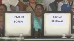 Though chairs for the JMM executive president and AAP supremo were kept empty, their wives Kalpana Soren and Sunita Kejriwal were seated on the dais.