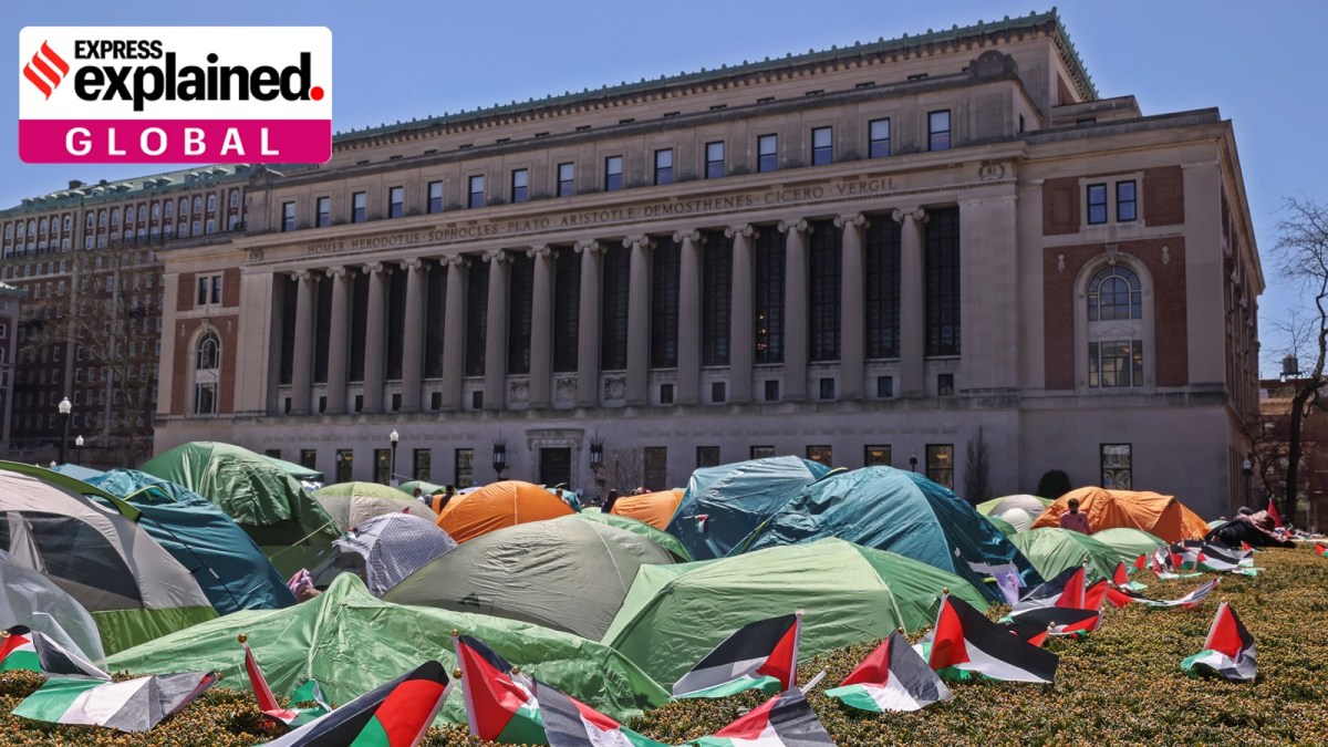 Students protest in support of Palestinians on Columbia University campus.
