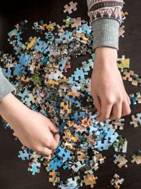 Benefits and risks of playing puzzles