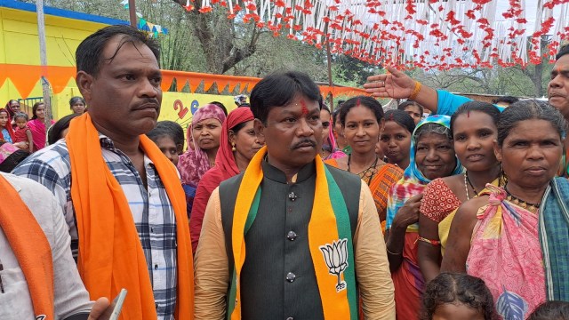 Lok Sabha polls: Development a poll issue in Bastar where Naxal shadow looms large