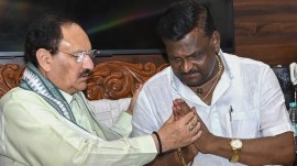 CM ‘diluting’ case, says Nadda; Siddaramaiah accuses BJP of playing politics over murder