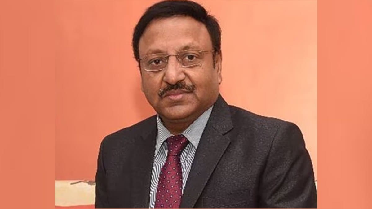 Election Commission, EC special observers appoint, special poll observers in eight states, security forces, EVMs, muscle power during LS polls, 2024 Lok Sabha elections, how to tackle influence of money, indian express news