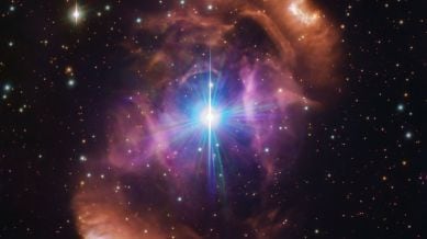 In most binary pairs, both stars are usually the same age, like twins. But that was not these case here. (ESO)