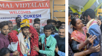 Gukesh was given a grand welcome at Chennai airport with 80 school kids, a posse of cameramen and his mother at Chennai airport early on Thursday. (PHOTO: Venkata Krishna B)