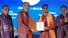 For a second consecutive time, IIM Kozhikode shunned the traditional gowns, that are usually associated with IIM Convocations and chose to go ethnic.