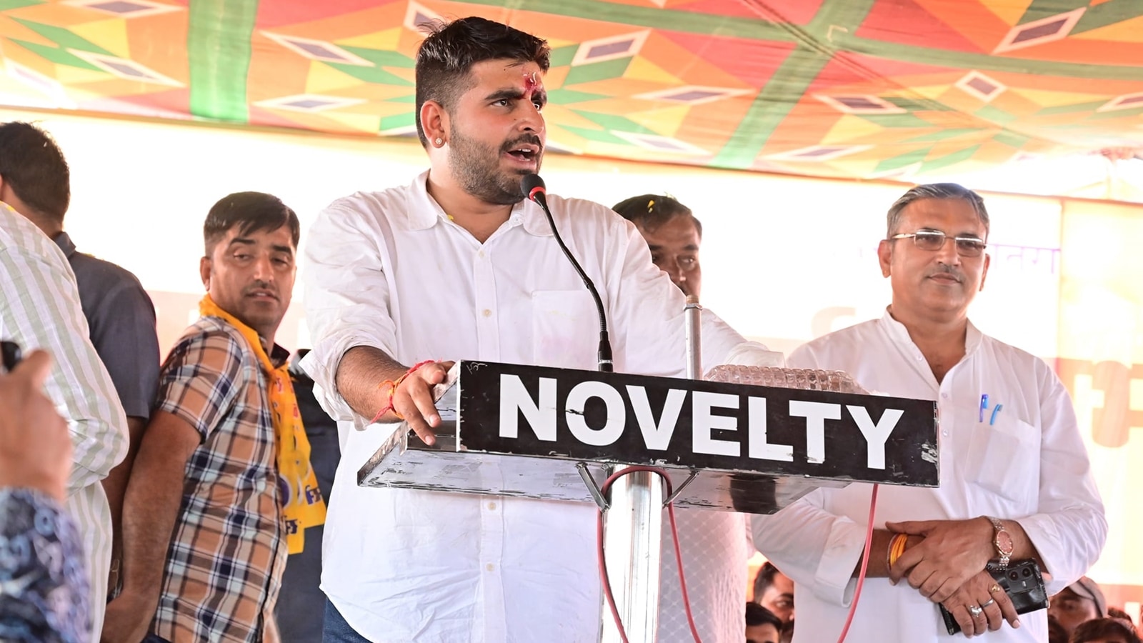 Independent, or far from one? Minister faces surprise challenger in Barmer