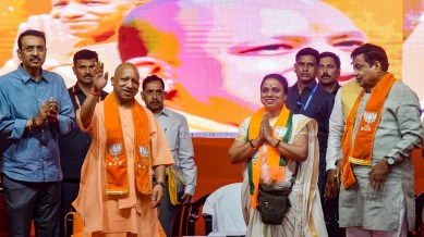 yogi adityanath in maharashtra