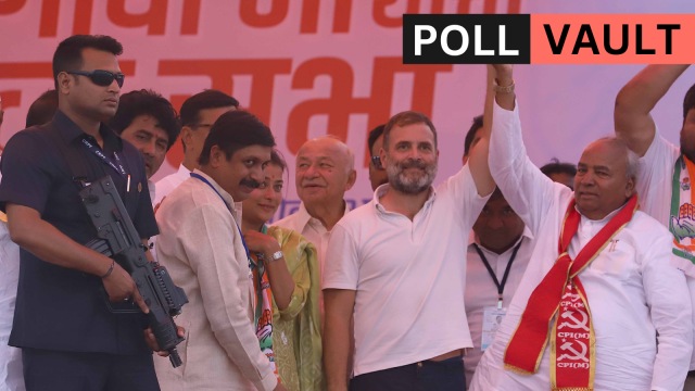 Congress leader Rahul Gandhi was in Solapur on Wednesday to campaign for Congress candidate Praniti Shinde. Express Photo by Pavan Khengre