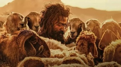 Poster of Aadujeevitham featuring Prithviraj