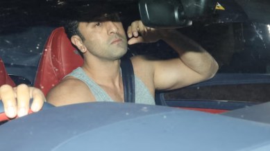 Ranbir Kapoor miffed with paps after after they chase his car to catch a glimpse. (Instagram/yogenshah)
