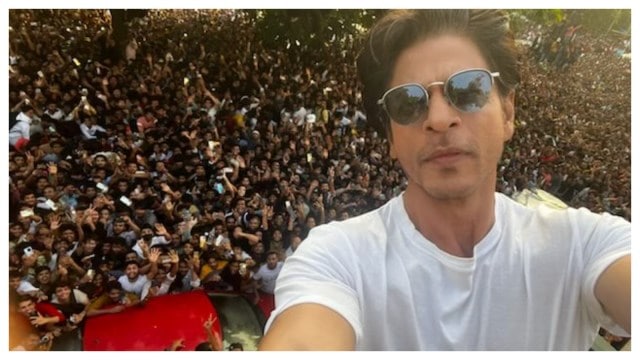 Shah Rukh Khan fans
