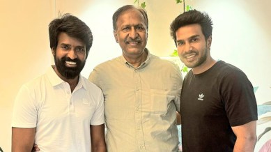 Soori (L), Vishnu's father (M), and Vishnu Vishal (R) in new social media post