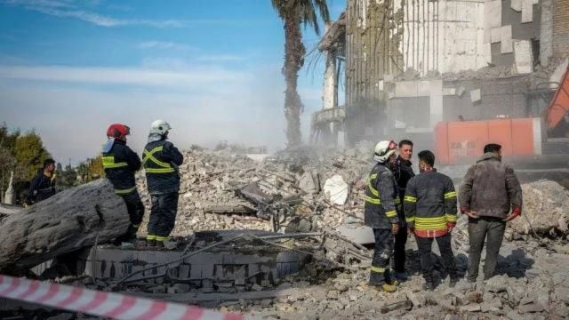 Twenty-seven die in militant attacks on Iran security forces: Report