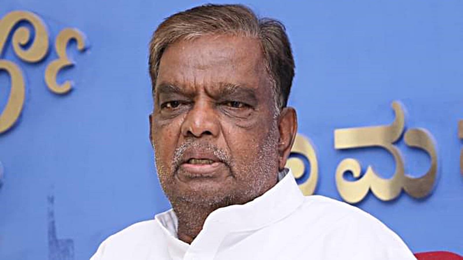 BJP leader and former Union minister V Srinivas Prasad passes away ...