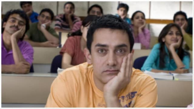 Aamir Khan played the lead role in 3 Idiots.
