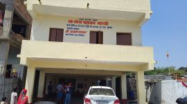 Three-time and first Dalit CM Bhola Paswan Shastri's ancestral mud and thatched house at Bairgachhi, Purnia, is now a community hall.