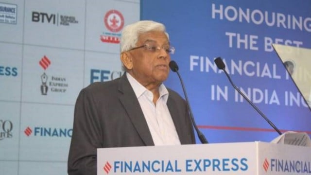 Parekh steps down as HDFC Life chairman | Business News - The Indian ...