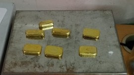 Mumbai customs gold