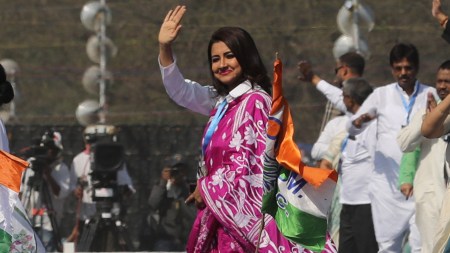 Rachana Banerjee, TMC houghly candidate, Didi No. 1 actor Rachana Banerjee, Locket Chatterjee, Banerjee vs Chatterjee in houghly, Hooghly Lok Sabha seat, Mamata Banerjee, Didi No. 1 show host, indian express news