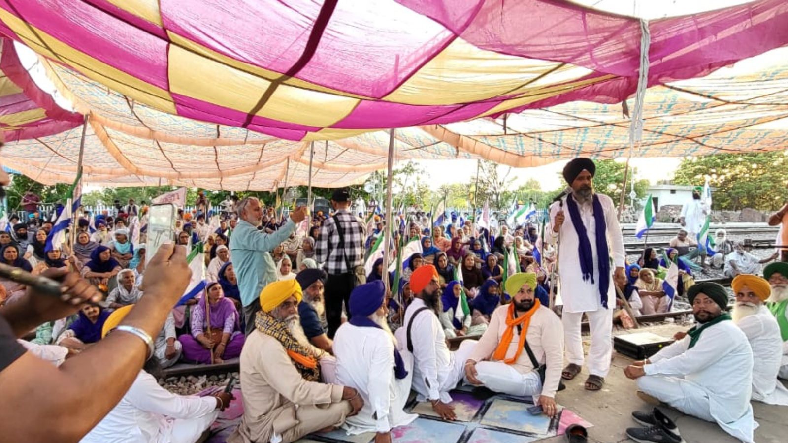 84 trains cancelled on day 4 of rail roko, Rs 36 lakh refund given - Vimarsana News