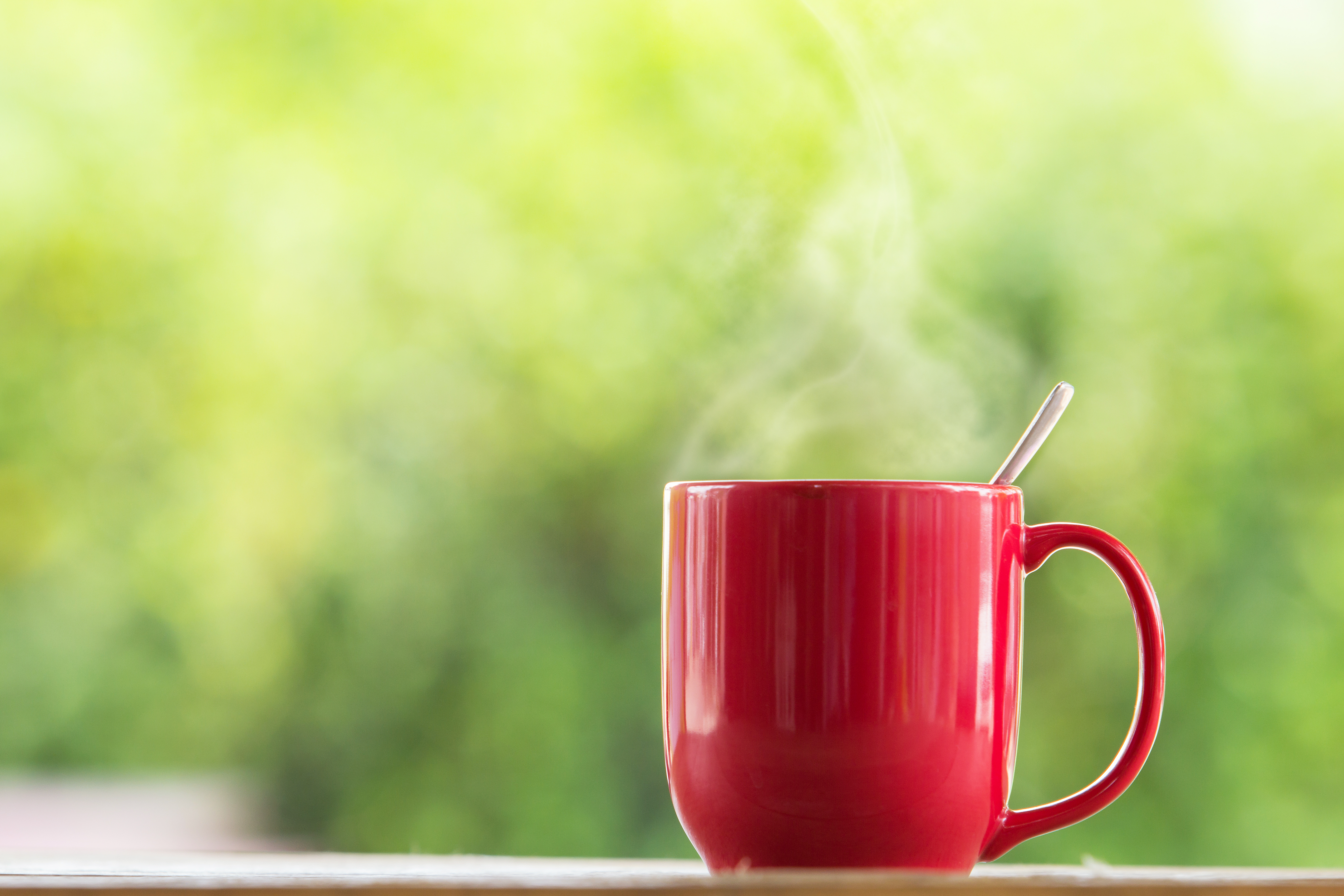 Does drinking from red cups make beverages taste sweeter? - Vimarsana News