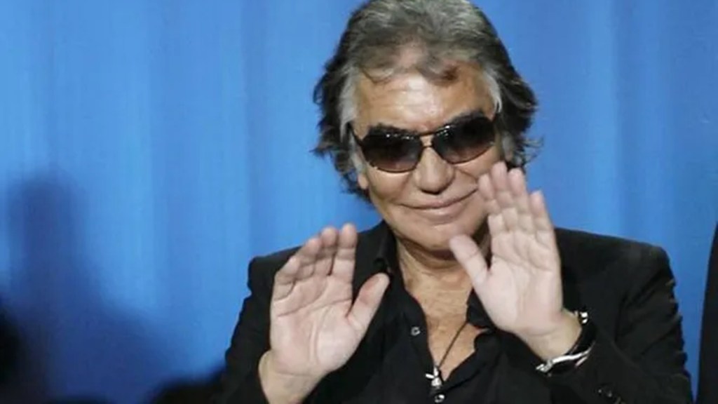 Roberto Cavalli died, Italian fashion designer Cavalli, Cavalli death social media posts, Roberto Cavalli fashion house, Sergio Azzolari, world news, rome news, indian express news