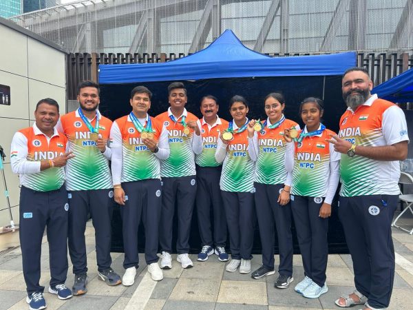 Archery World Cup: Jyothi Suresh Vennam with Team India