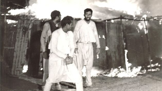 The film features Girish Karnad, Kulbhushan Kharbanda, Smita Patil, Naseeruddin Shah, Mohan Agashe, Anant Nag, and Amrish Puri among others.