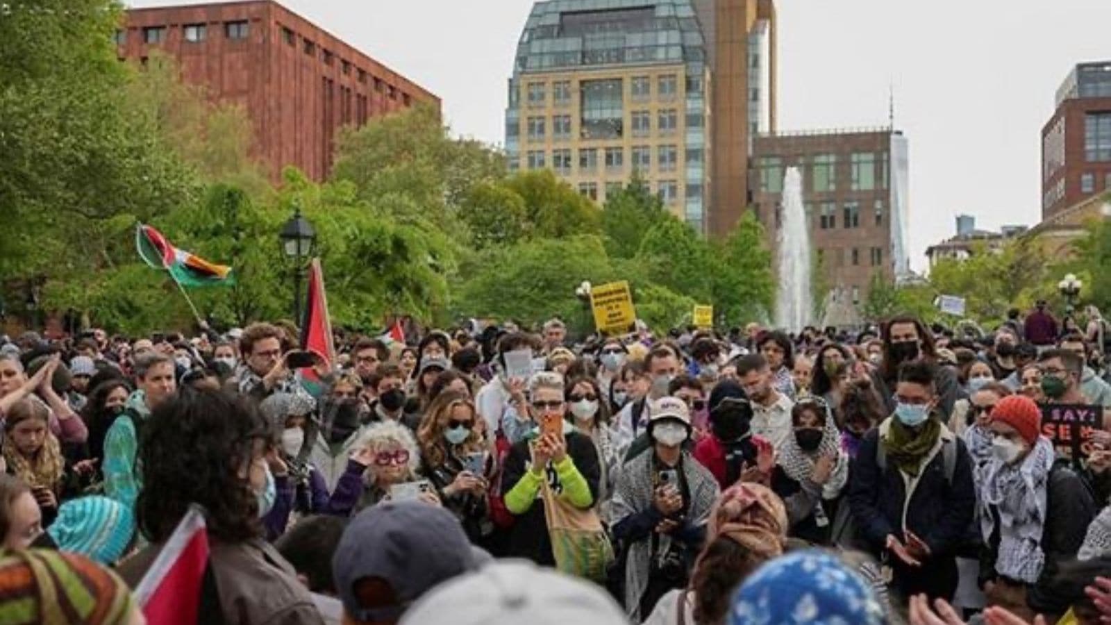 Students and pro-Palestinian supporters hold a rally at New York University (NYU) campus, during the ongoing conflict between Israel and the Palestinian Islamist group Hamas. (Reuters Photo)