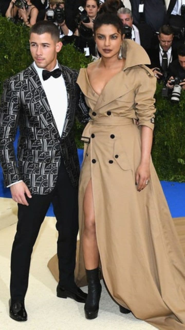 Her entrance alongside Nick Jonas created buzz. Both celebrities were dressed in Ralph Lauren who also later designed their wedding outfit in 2018.