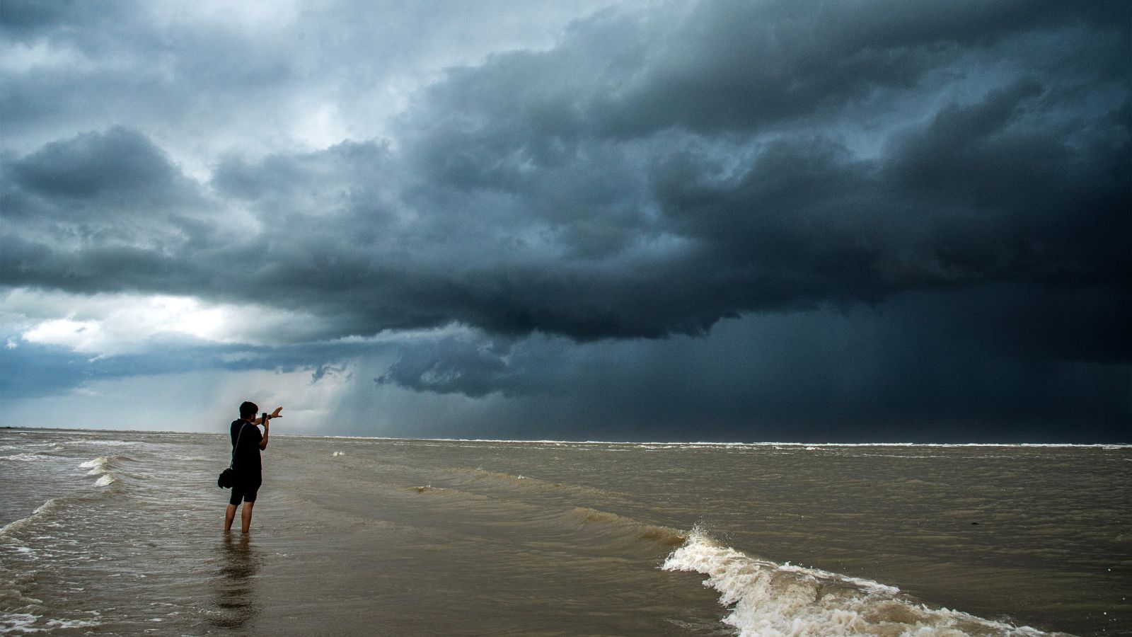 Just before Cyclone Remal made landfall in southern West Bengal, near the Sundarbans, the state government had shifted some 2.07 lakh people to the 1,438 safe shelters, with some 77,288 people in relief camps, according to a government statement.