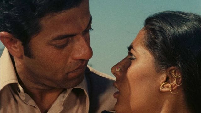 Shyam Benegal's Manthan was showcased at Cannes (Twitter/Film Heritage Foundation)