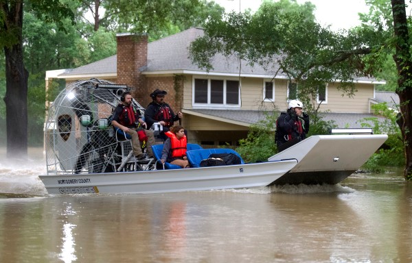Houston flooding, Heavy rain Houston, Flood watch Houston, Houston flood rescue, San Jacinto River flooding, Kingswood Houston flood, Houston flood evacuation, Major flooding Houston, Flooded neighborhoods Houston, Houston weather forecast