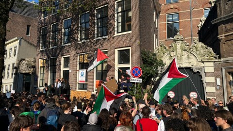 Amsterdam university cancels classes after violence erupted at a pro-Palestinian rally
