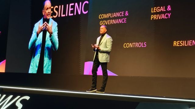 Jamie Valles of AWS