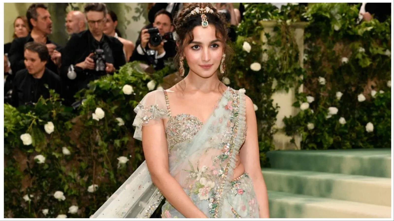 Met Gala 2024: Alia Bhatt is the Indian princess in stunning Sabyasachi ...