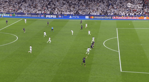 Matthijs de Ligt called offside vs Real Madrid 