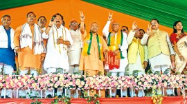 Yogi Adityanath, Congress, Samajwadi Party, vote to Congress, Adityanath in Etah, Etah, Lucknow news, Uttar pradesh news, Lucknow, India news, Indian express, Indian express India news, Indian express India