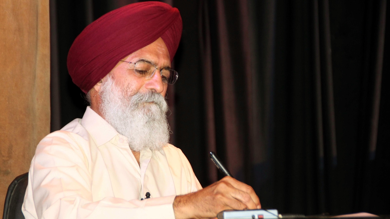 Surjit Patar: The people’s poet | Chandigarh News - The Indian Express